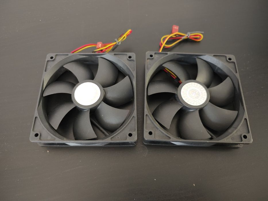 Ventoinhas CoolerMaster e BeQuiet446828758047150080