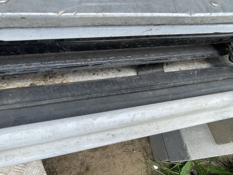 Uszczelka drzwi suwanych master 3 movano nv400 stan bdb bez przetarc