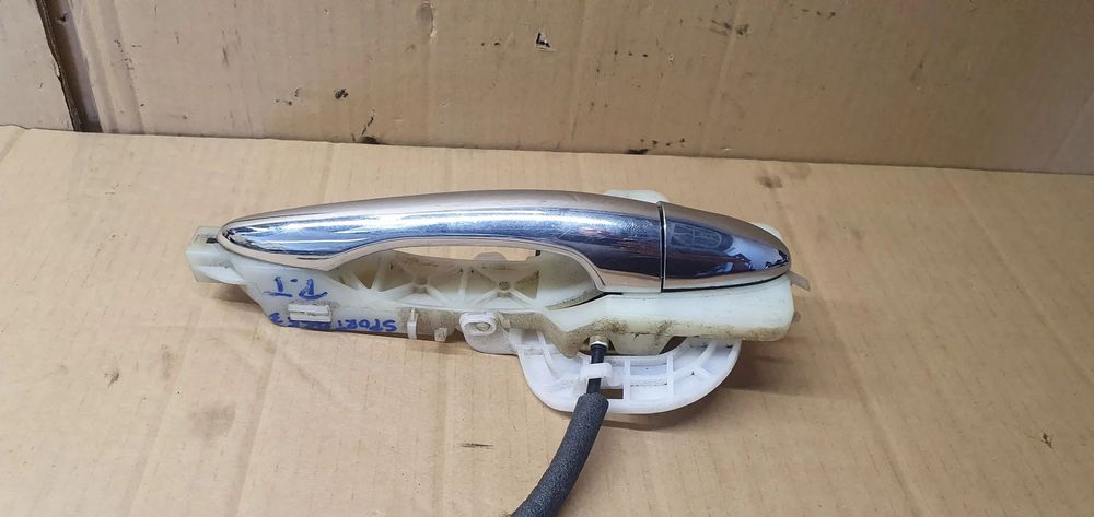 Klamka prawy tył tylna prawa Kia Sportage III 3