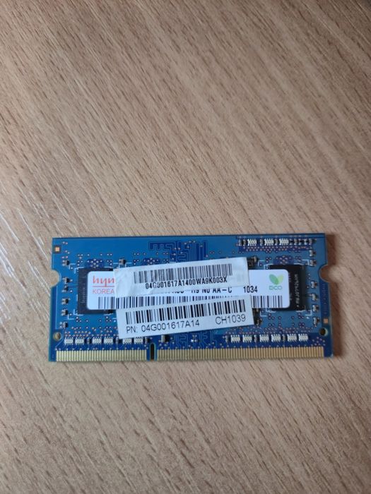 Оперативна пам'ять Hynix 1GB DDR3 PC3-10600S для ноутбука