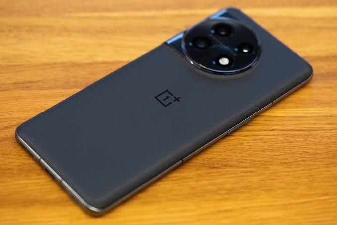 Oneplus 11 12/256 black