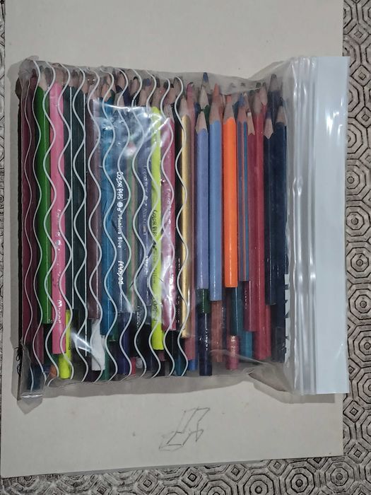 Lote De Lápis de Cor Usados
