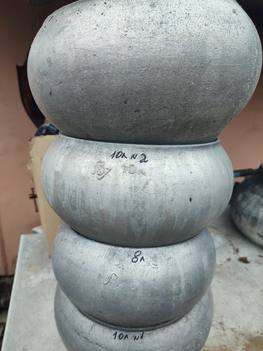 Продам баняк та плити чугунні