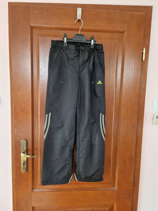 Spodnie dresy czarne Adidas dla chłopca 12 lat rozmiar 152