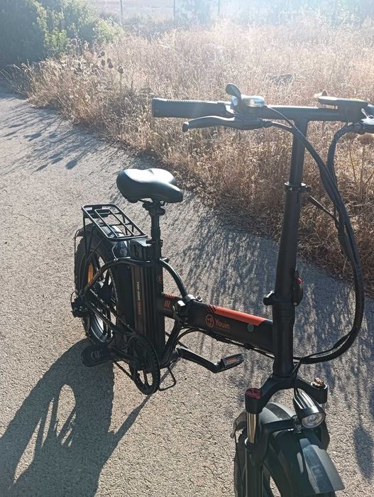 Bicicleta elétrica.