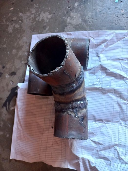 Отводы стальные Д- 100 мм. Д - 80 мм.  Буржуйка. Дымоход.