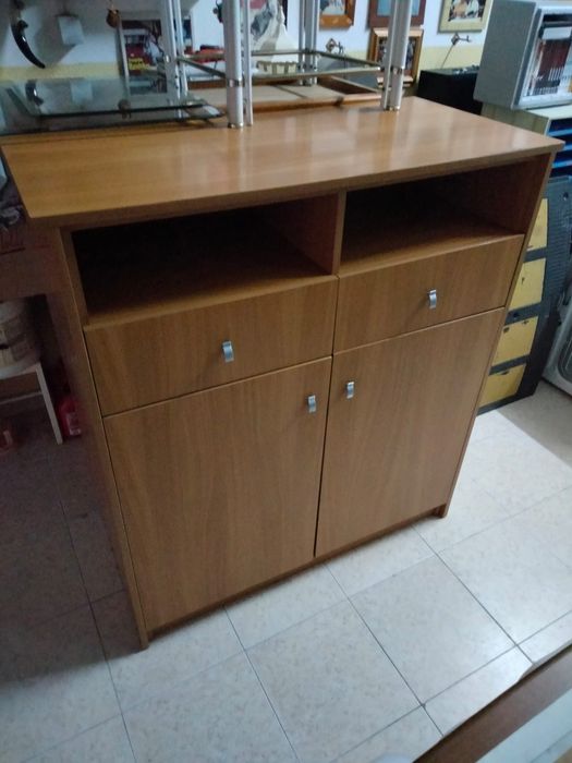 Móvel em bom estado