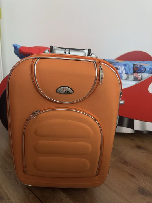 Валіза дорожня з подовженням