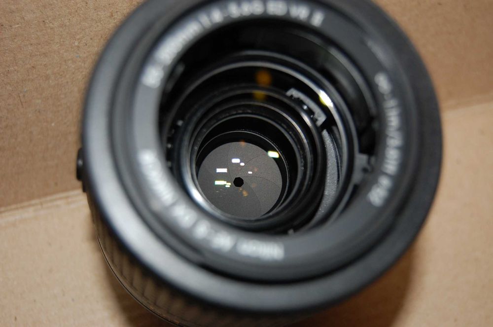 Об'єктив Nikon DX AF-S Nikkor 55-200mm 1:4-5.6GII ED VR II