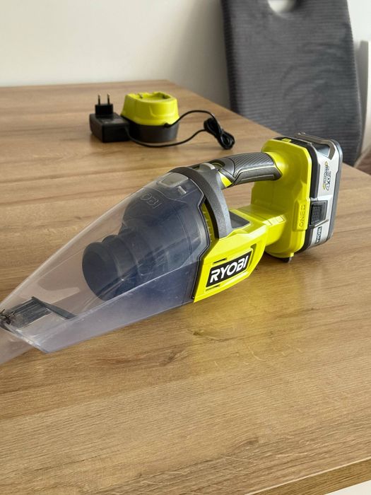 Odkurzacz ręczny RYOBI 18 V+akumulator+ładowarka