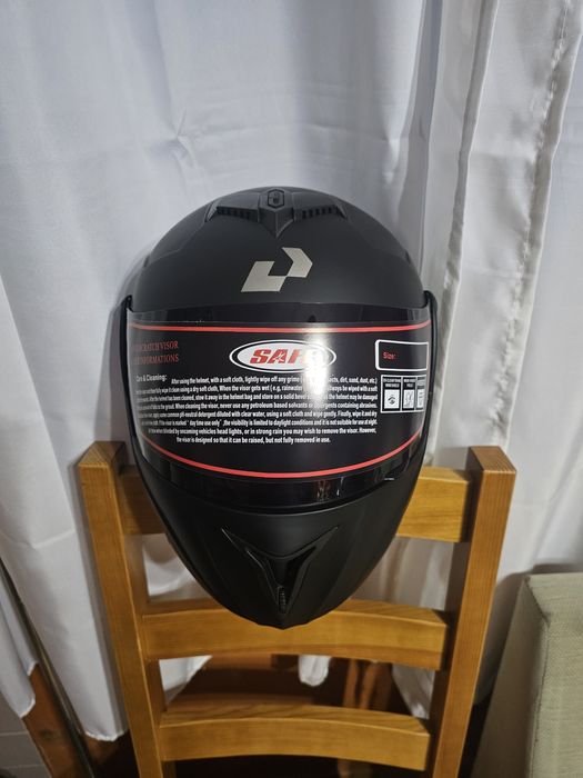 Capacete preto baso abertura frontal