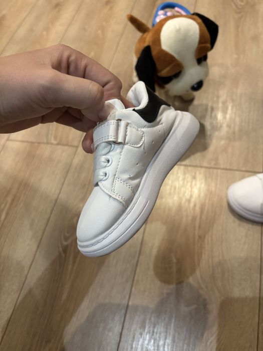 Кросівки унісекс дитячі