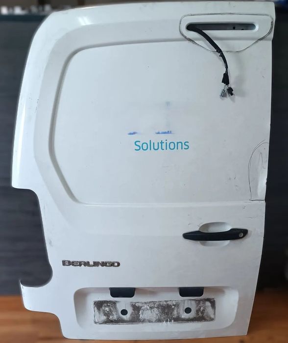 PORTA TRAS ESQUERDA CITROEN BERLINGO / PEUGEOT PARTNER / OPEL COMBO / FIAT DOBLO 2019 2020 2021 2022 2023 2024