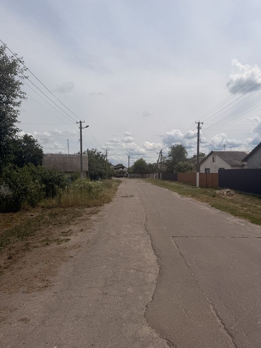 Продам будинок село Грузьке Фастівський район Газифікований ділянка 13,5 соток Асфальтована вулиця
