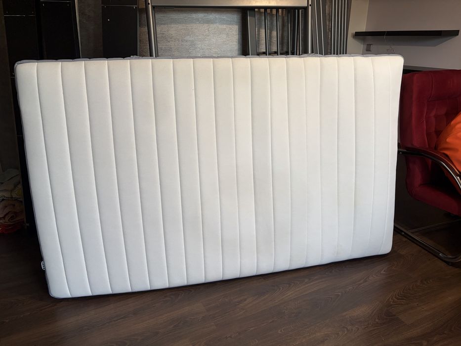 Materac VALEVÅG IKEA 120x200 średnio twartdy