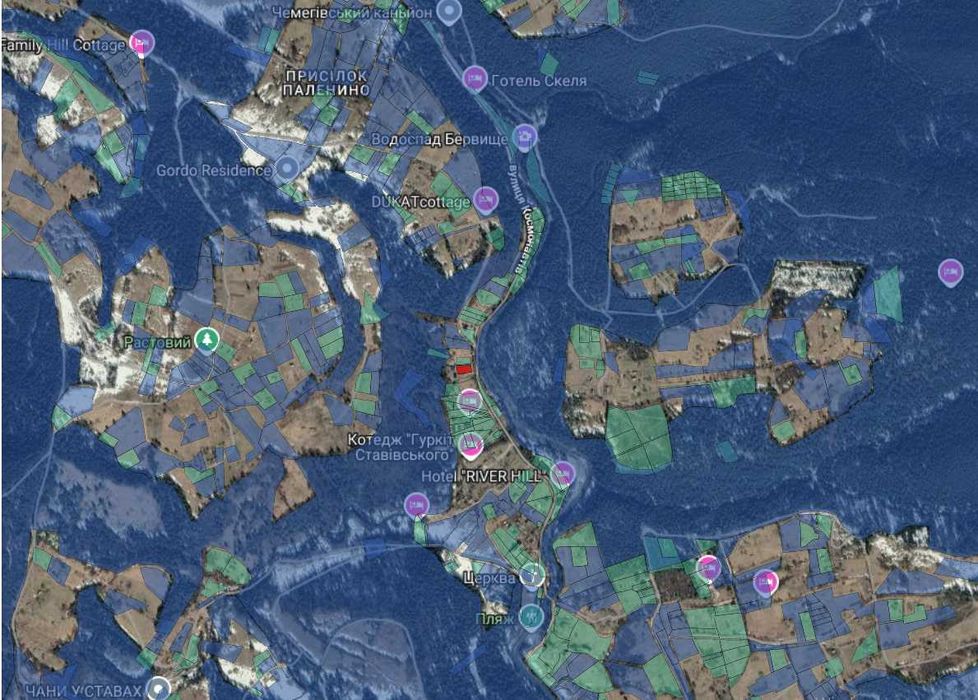 Земельна ділянка в Микуличині на обжитій вулиці