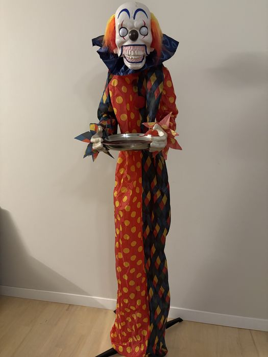 KLAUN  idealny na halloween i nie tylko.