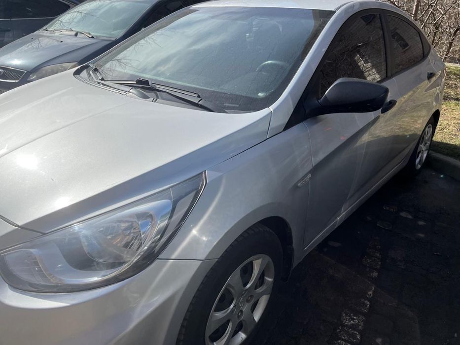 Hyundai Accent 2013 року, газ/бензин