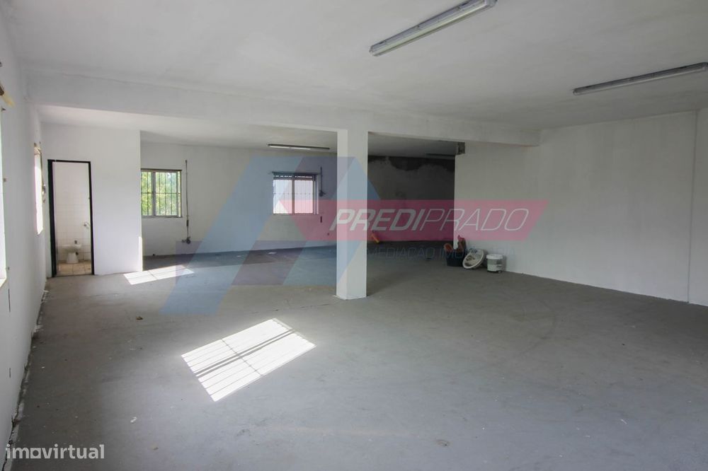 Armazém para arrendamento em Marrancos!