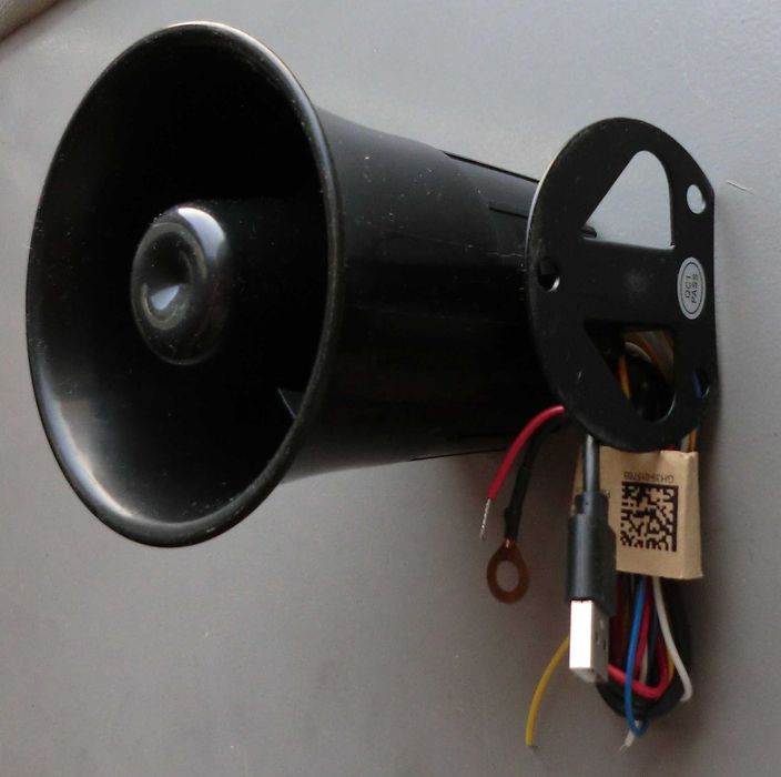 Необычная голосовая сирена - музыкальная сигнализация для авто