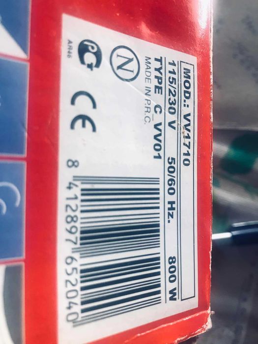 Ferro de engomar ufesa de viagem