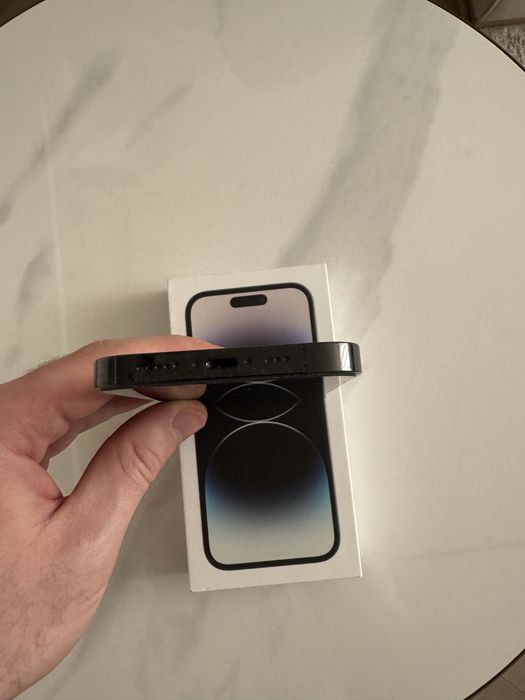 Продам Iphone 14 pro 256 gb