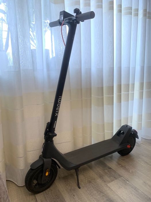 Електро самокат XIAOMI Electric Scooter 4Lite