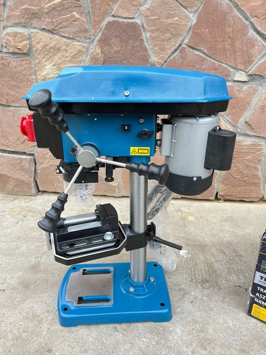 Сверлильний станок Work Zone WZ-TB 13L