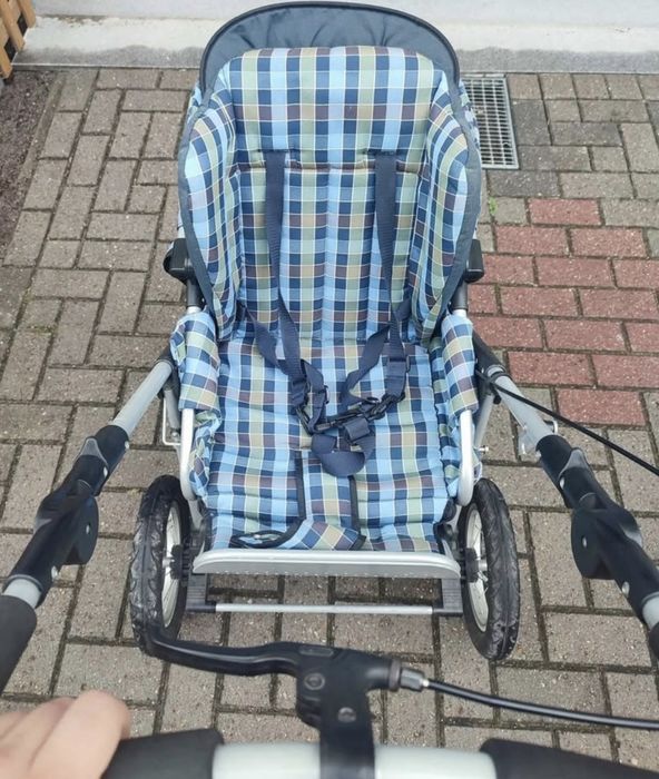 Wózek dziecięcy trójkołowy spacerówka