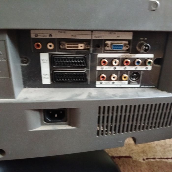 Tv LCD Samsung 32 cale.+ Dekoder DVB-T2 /C