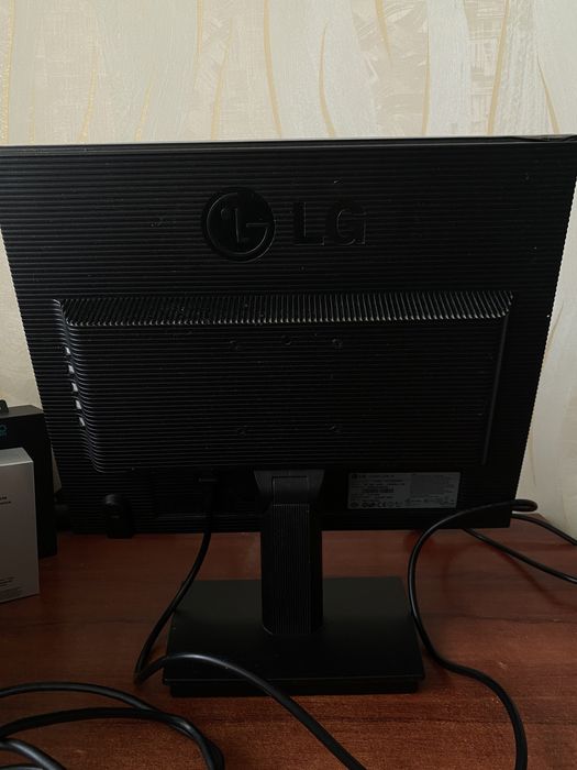 Монитор lg flatron L1919S-SF