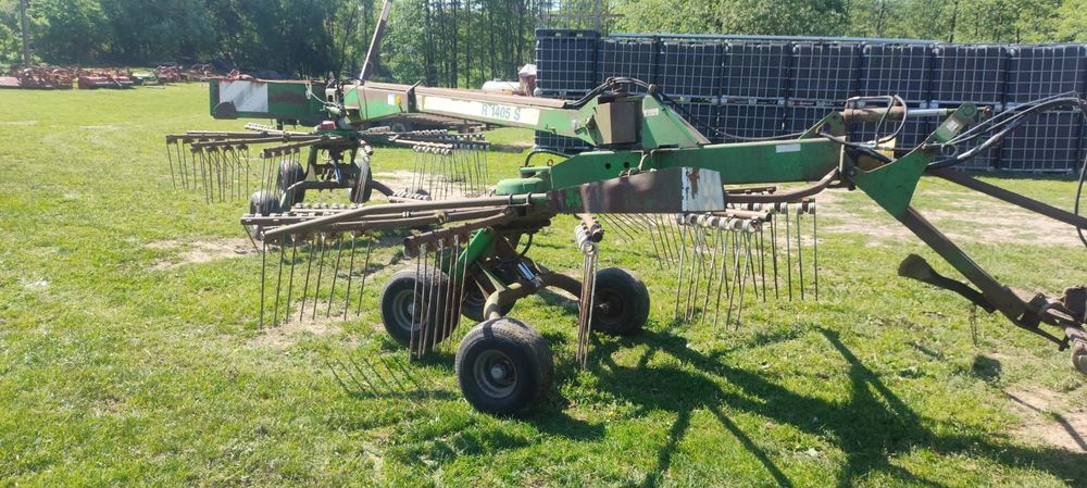 Zgrabiarka stoll R 1405 S