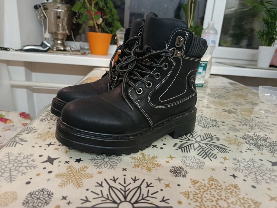 Черевики чоловічі 36