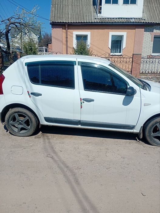 Dacia Sandero 2009
