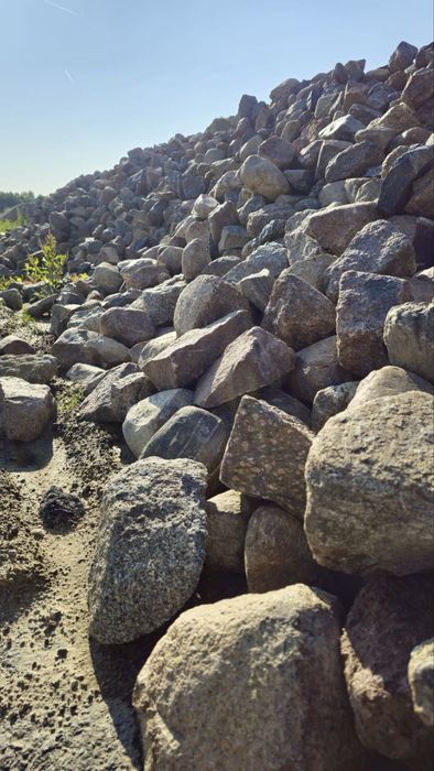 Kamień ciosany/starobruk - bruk, opornik, elewacja (styl rustykalny)