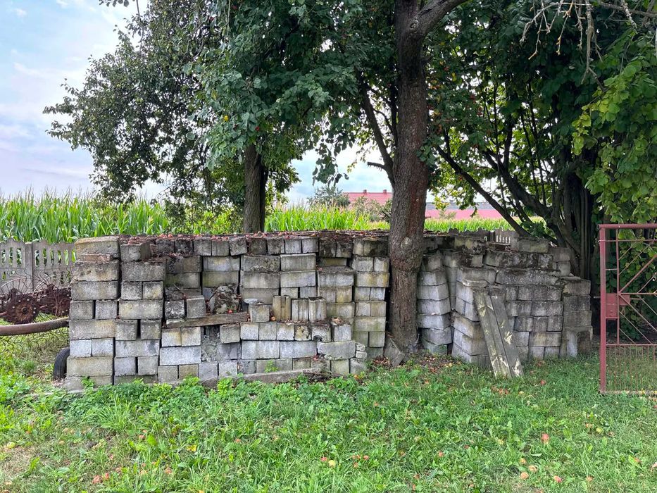 pustaki żużlowe