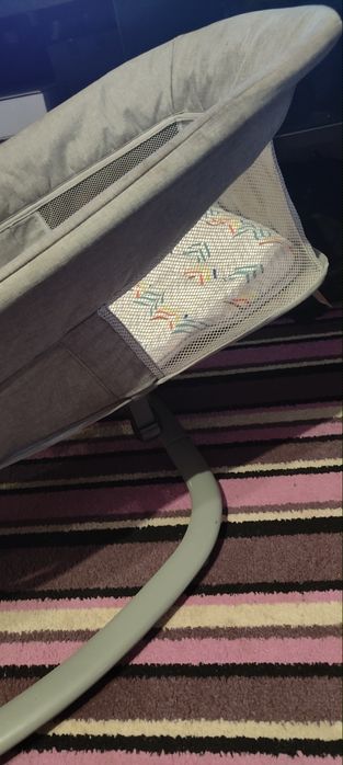 Електрична дитяча гойдалка