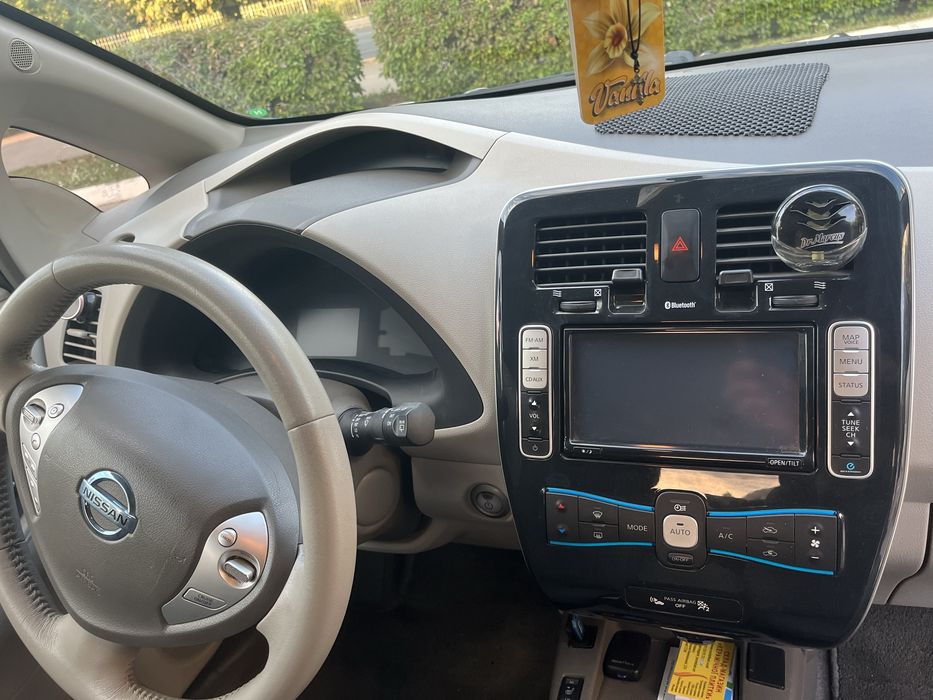Nissan leaf, електро