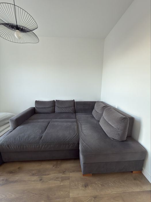 Kanapa narożna z funkcją spania