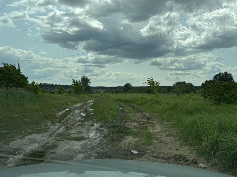 Чудова ділянка під забудову - Більше