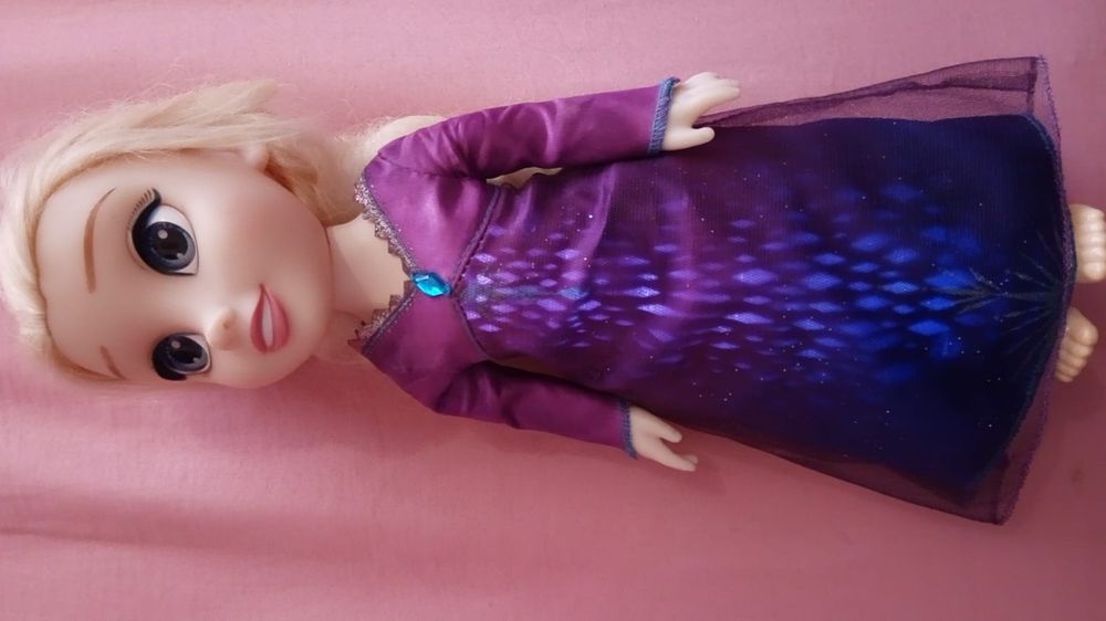 Dupla Anna e Elsa Disney Frozen 20€, Elsa interativa Reino do Gelo 20€