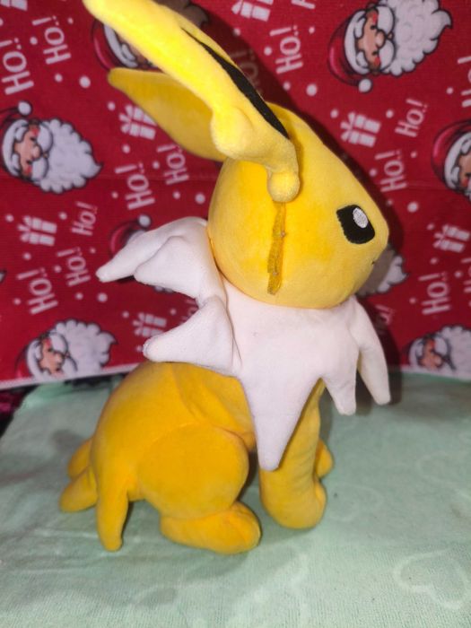 М'яка іграшка Pokemon Jolteon Jazwares 21 см жовтий плюшевий