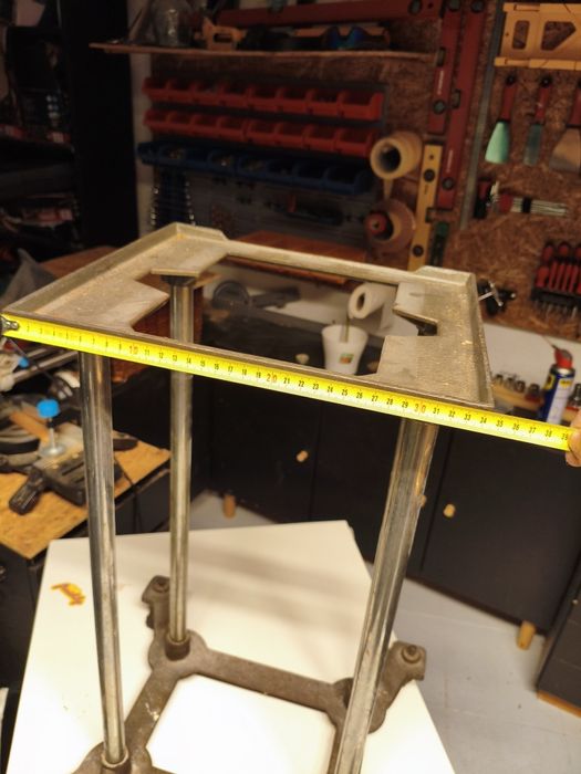 Involca Base de maquina de escrever antiga indistrial