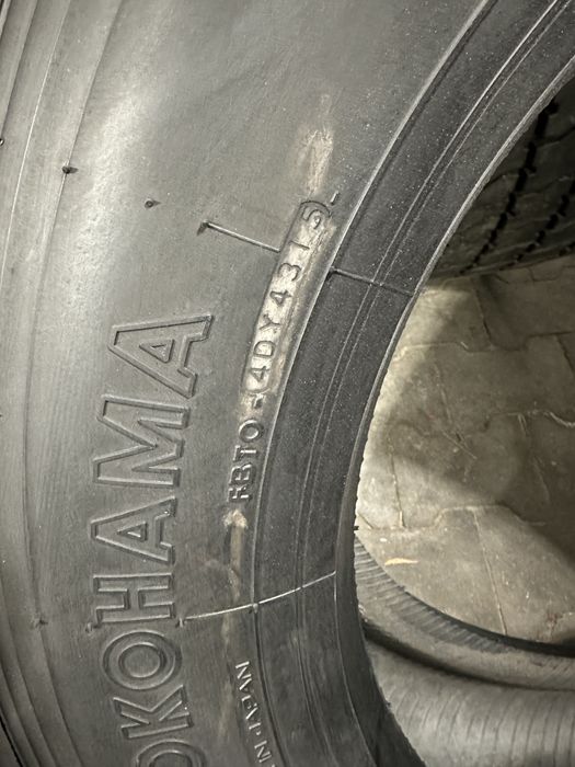 295/60 r22.5 Yokohama TY517e