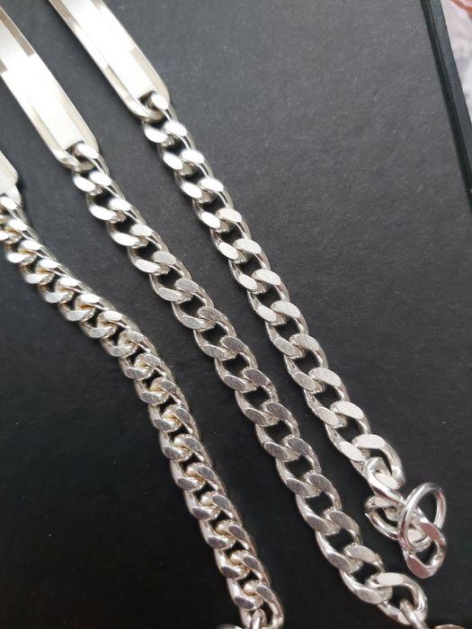 Ładne i unikatowe bransoletki z blaszką pod grawer