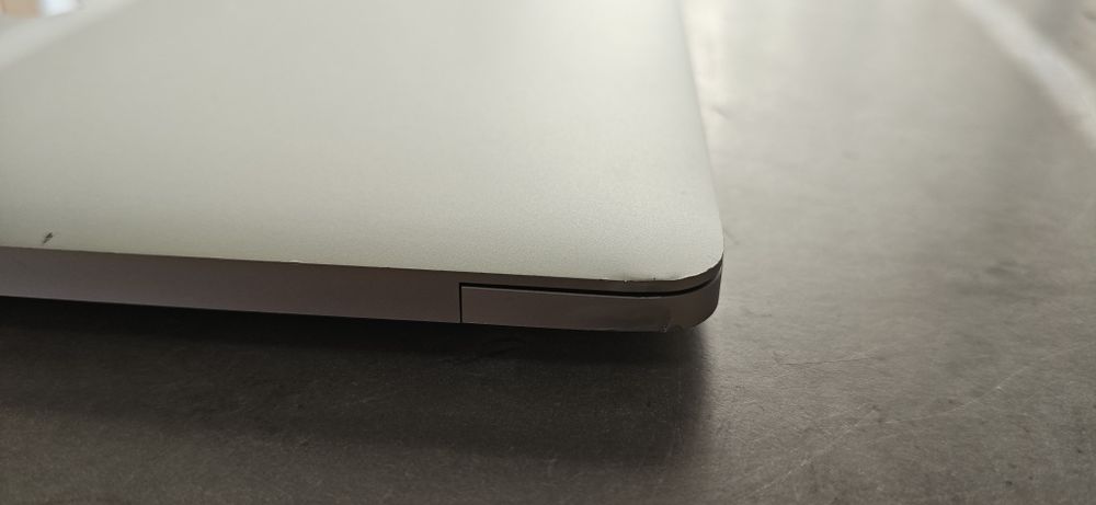 Apple MacBook Pro 13" M1 / 8GB RAM / АКБ 88% / 297 циклів  / читай опис