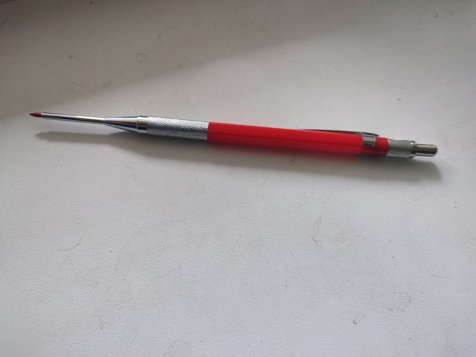 Карандаш механический, строителей , столярный.