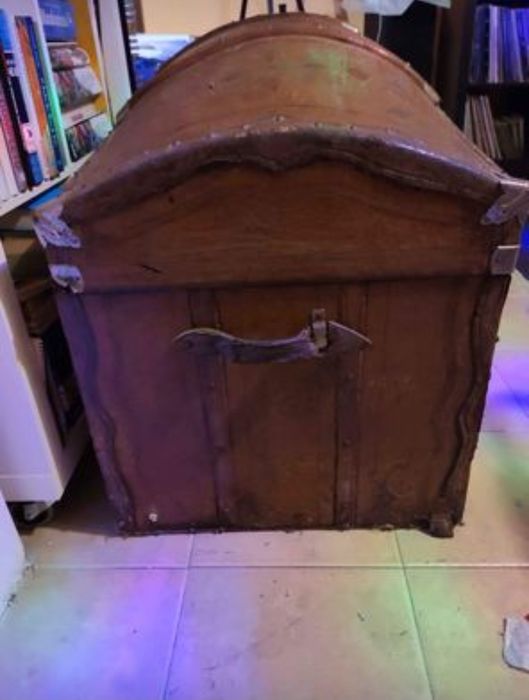 Arca/Baú em pele centenaria64284043576579124