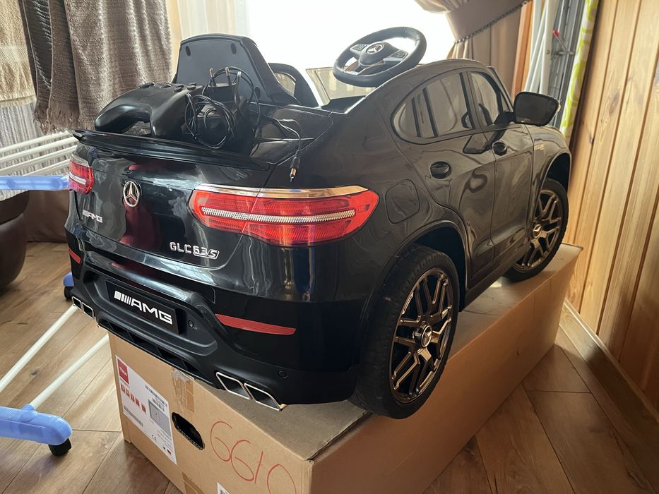 Дитячий автомобіль Mercedes-Benz GLC 63S AMG 4Matic