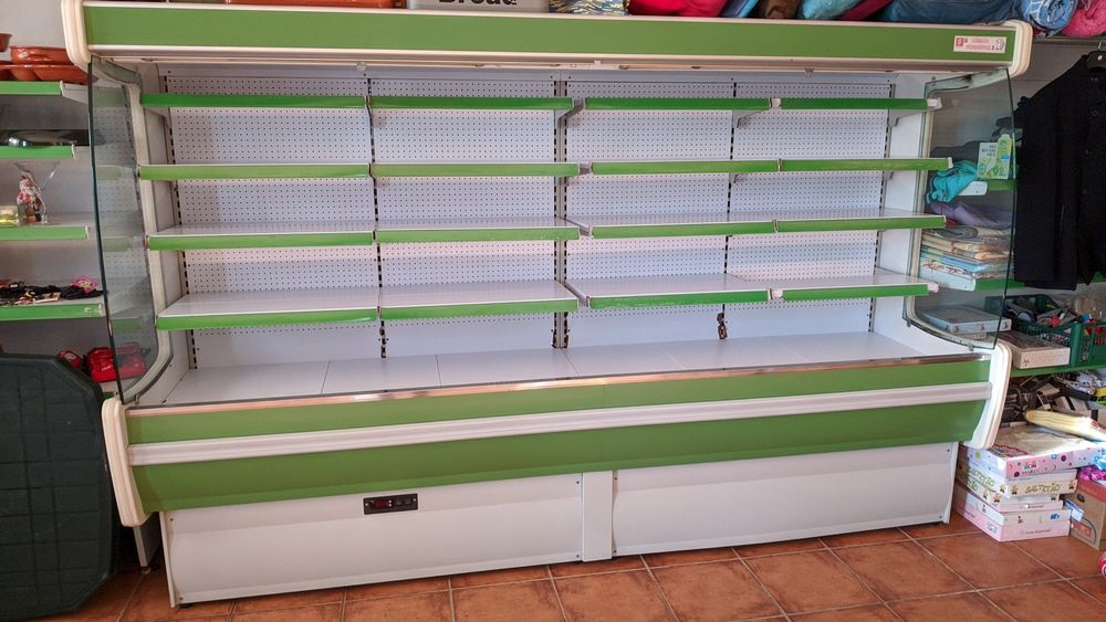 Vitrine Refrigeração. Lacticínios e/ou legumes